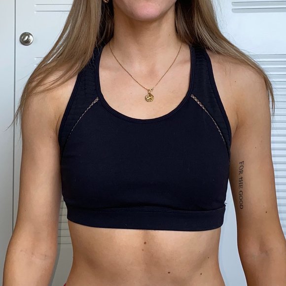 Black Fabletics Sports Bra With Mesh Detailing - Picture 2 of 3